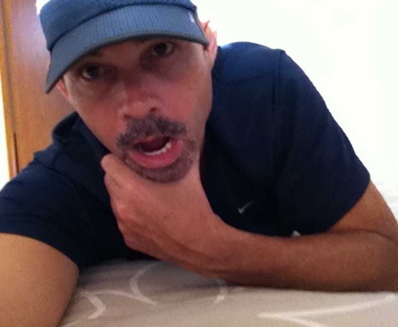 Date this stunning United States man Live from Las Vegas US19898