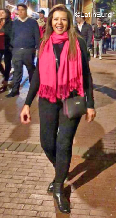 Date this georgeous Colombia girl LUZ from Bogota CO25283