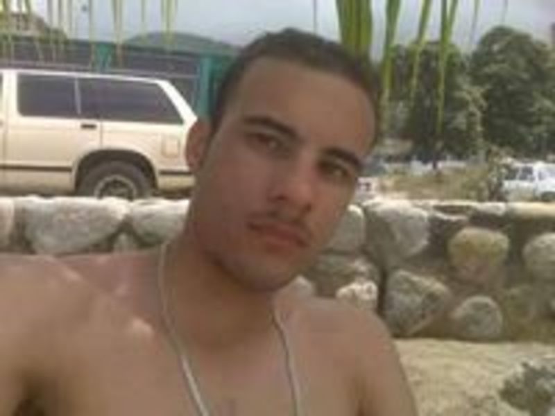 Date this charming Venezuela man Yordy from Caracas VE2362