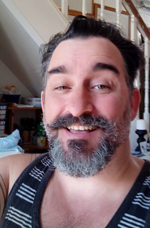 Date this cute United Kingdom man Bojski from Cardiff GB988
