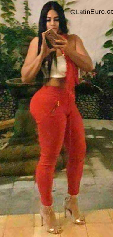Date this funny Colombia girl Paula from Cali CO25371
