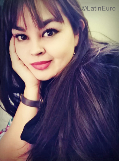 Date this sensual Guatemala girl Ana sofia from Guatemala City GT104