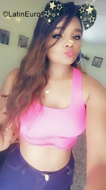 Date this exotic Dominican Republic girl Vanessa from Santo Domingo DO34963