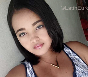 Date this stunning Dominican Republic girl Karelen from  DO34976