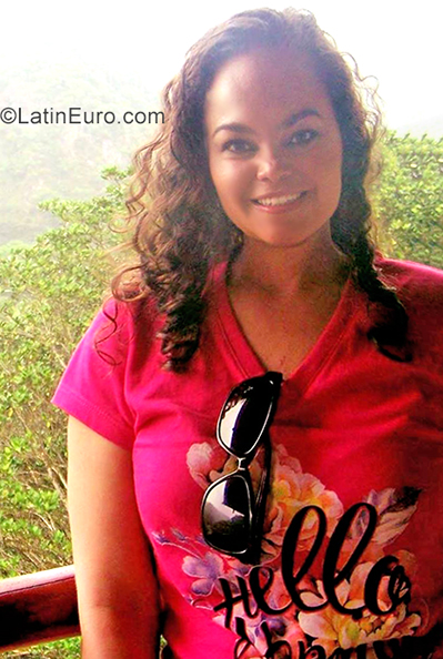 Date this passionate Colombia girl Cindy from Bogota CO25485
