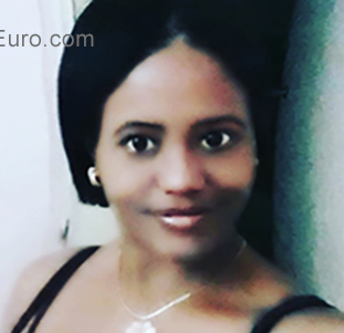 Date this attractive Cuba girl Maria Teresa from San José De Las Lajas CU571