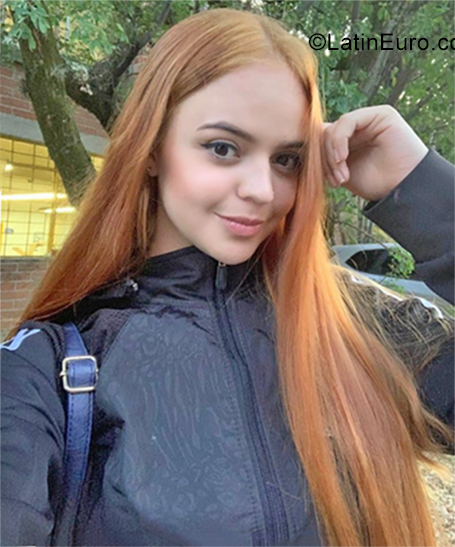 Date this cute Colombia girl Laura from Medellin CO25584