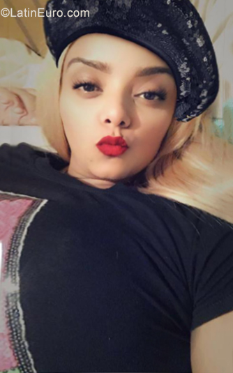 Date this cute Dominican Republic girl Helen from Santiago DO35260