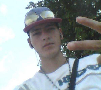Date this pretty Colombia man Paublo emilio from Cali CO25609