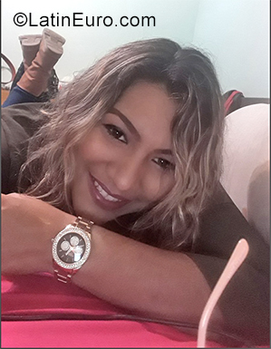 Date this nice looking Argentina girl Gladys from Mar Del Plata AR856