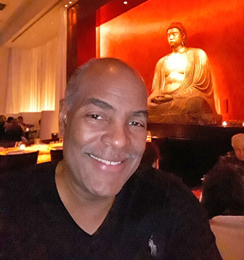 Date this delightful United States man Amiel from Philadelphia US20109