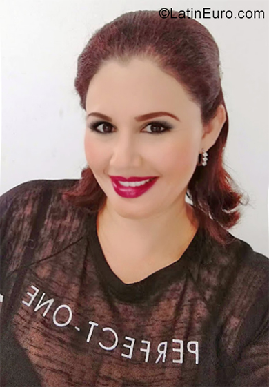 Date this beautiful Colombia girl Lizeth from Barranquilla CO25686