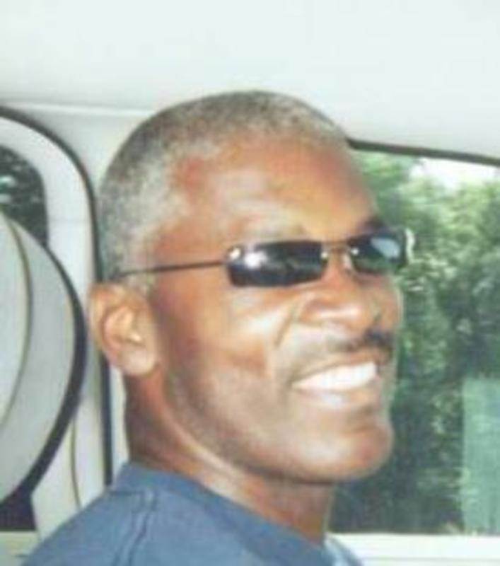 Date this athletic United States man Luis from Dallas US20136