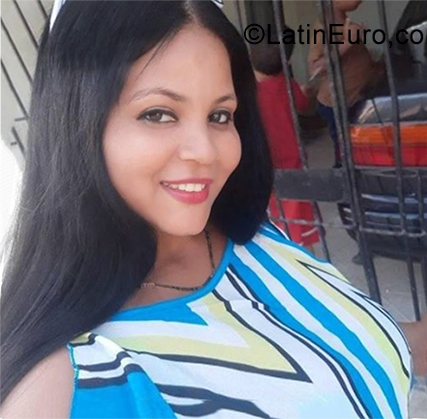 Date this exotic Dominican Republic girl Gabriela from Cual Kiera DO35418