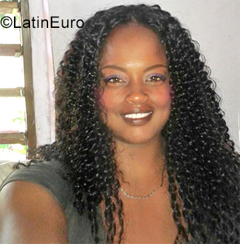 Date this sultry Jamaica girl Leonie from Montego Bay JM2625