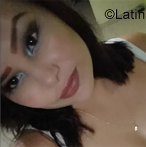 Date this lovely Venezuela girl Naryn from Valencia VE2562