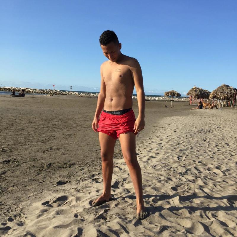 Date this athletic Colombia man Daniel from Barranquilla CO25823