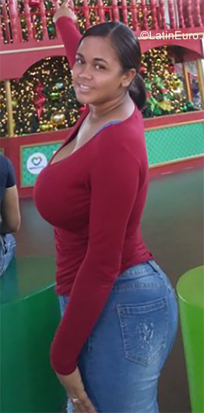Date this sultry Dominican Republic girl Carmen from santo domingo DO35849