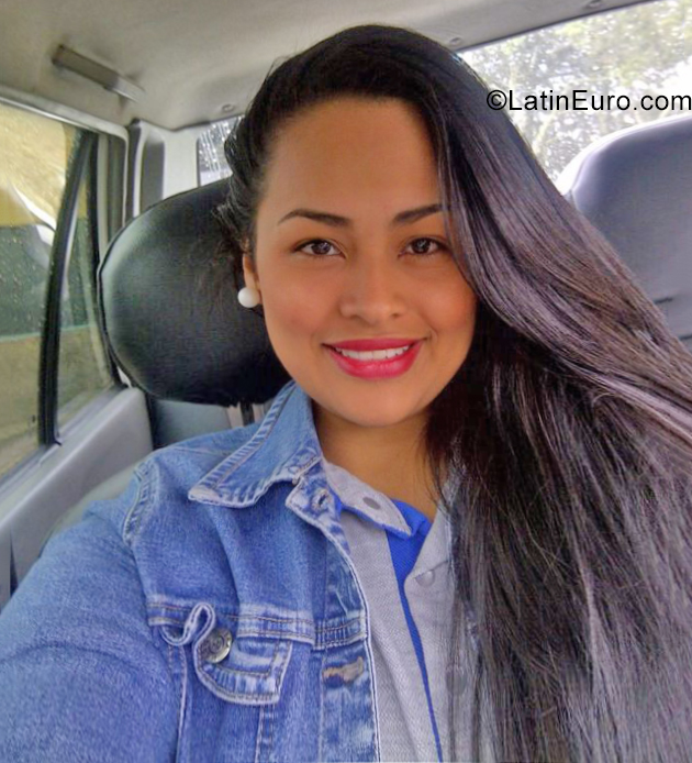 Date this exotic Venezuela girl Sindy from San Cristobal VE2571