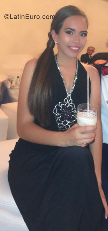 Date this fun Venezuela girl Veruchkia from Barquisimeto VE2662