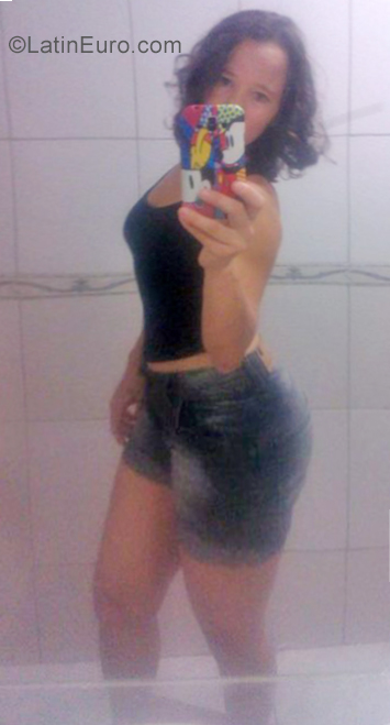 Date this stunning Brazil girl ALEXIA from Campos Dos Goytacazes BR10899