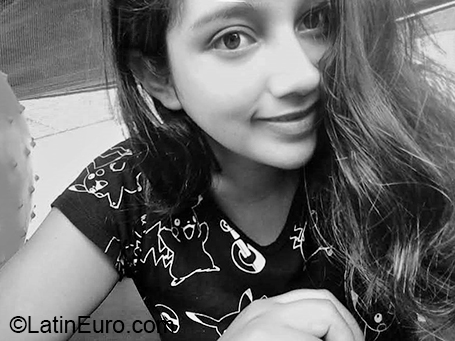 Date this exotic Peru girl Leticia from Trujillo PE1430