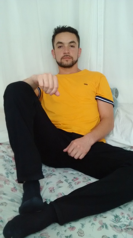 Date this tall Colombia man Harold from BOGOTA CO25930
