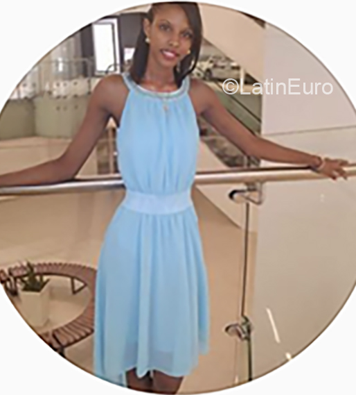 Date this funny Dominican Republic girl Scarlan from Santo Domingo DO35827