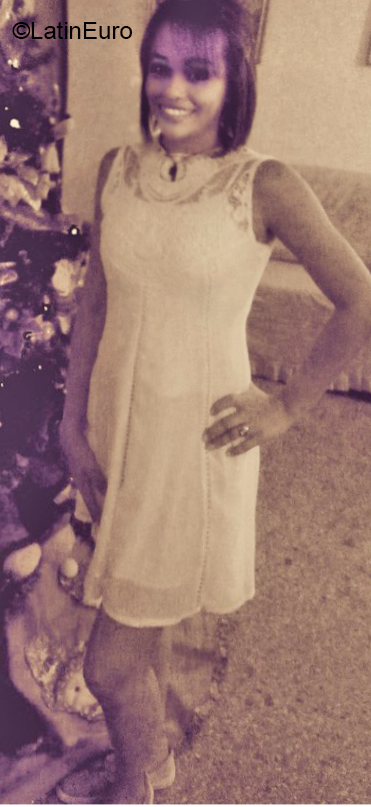 Date this foxy Venezuela girl Angelica1992 from Valencia VE2656