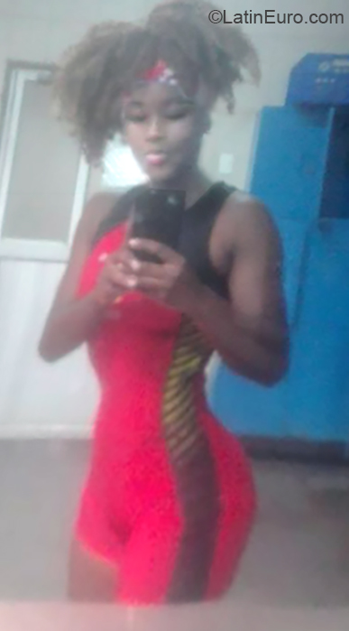 Date this stunning Ecuador girl Allison from Quito EC366