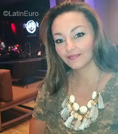Date this young Colombia girl Yesica from Medellín CO25994