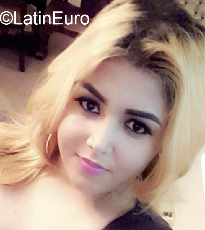 Date this exotic Dominican Republic girl Lady from Santiago De Los Caballeros DO35933