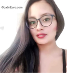 pretty Ecuador girl Laura from Quito EC367