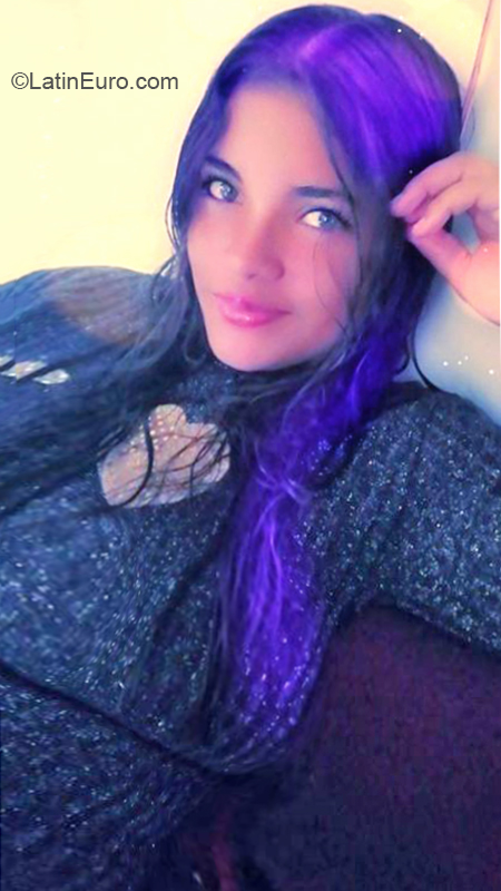 Date this cute Colombia girl Leyla from Manizalez CO26028