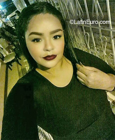 Date this athletic Colombia girl Sindy from Barranquilla CO26070