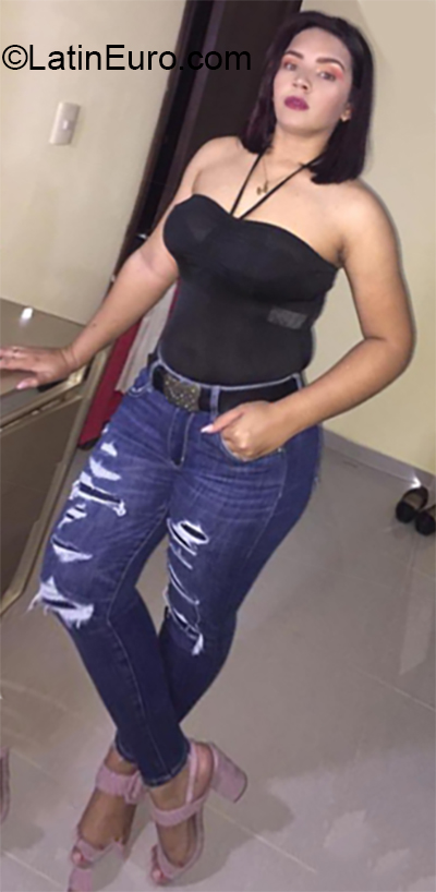 Date this georgeous Dominican Republic girl Dilena from Nagua DO36212
