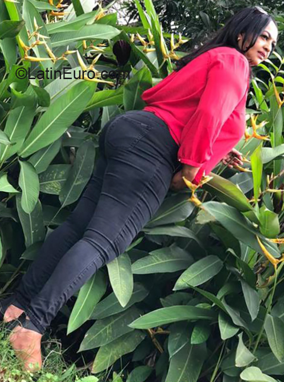 Date this good-looking Dominican Republic girl Maritza from Puerto Plata DO36274