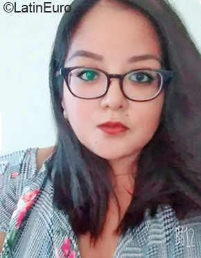 Date this pretty Mexico girl Xaviera from Durango MX1703