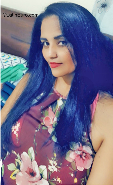 Date this exotic Dominican Republic girl Jacqueline from Santiago DO36386