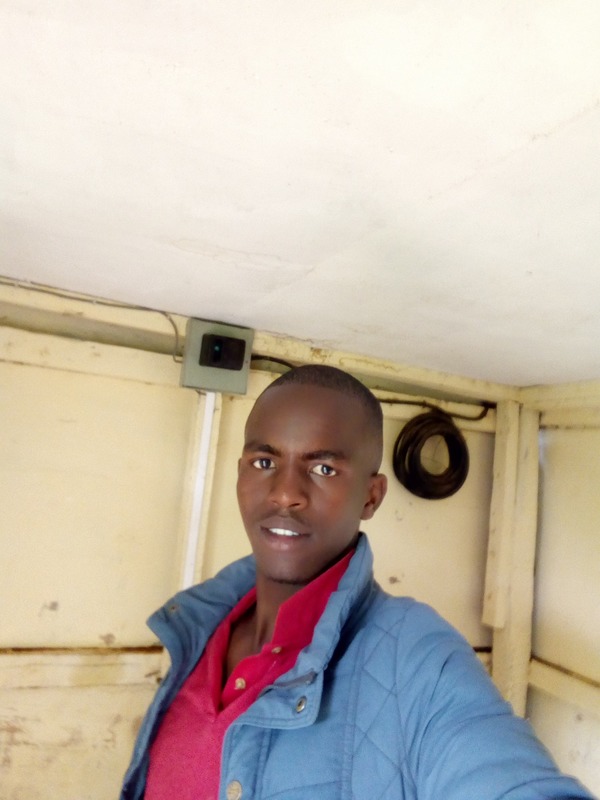 Date this charming Kenya man Davies from Nairobi KE71
