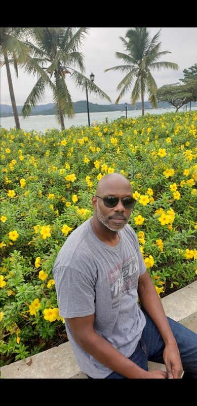 Date this athletic United Arab Emirates man Martin from Atlanta AE58