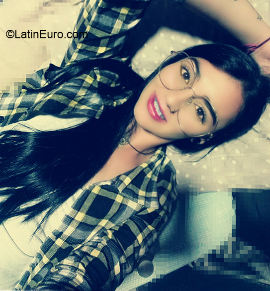 Date this passionate Colombia girl Juanita from Manizales CO26582