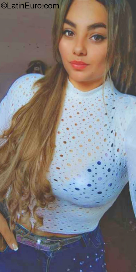 Date this athletic Colombia girl Paula from Pereira CO26379