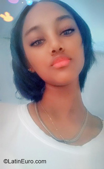 Date this young Dominican Republic girl Yenny from San Pedro De Macoris DO36779
