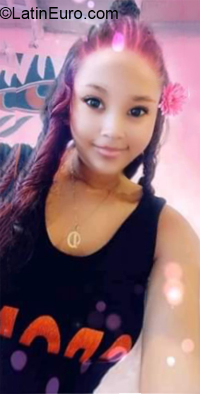 Date this cute Venezuela girl Darimar from Caracas VE2832