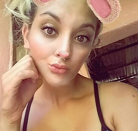 Date this nice looking Argentina girl Cintia from Buenos Aires AR286
