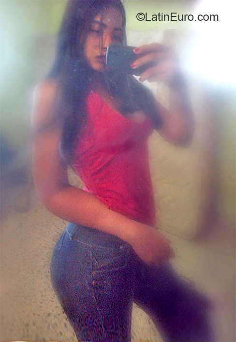 Date this beautiful Venezuela girl Duglismar from Maturin VE2855