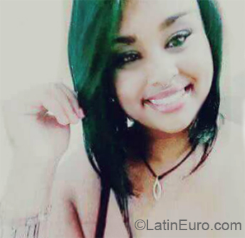 Date this lovely Brazil girl Isabela from Belo Horizonte BR10990