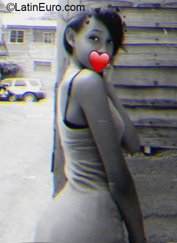 Date this stunning Dominican Republic girl Mela from San Francisco de Macoris DO36926