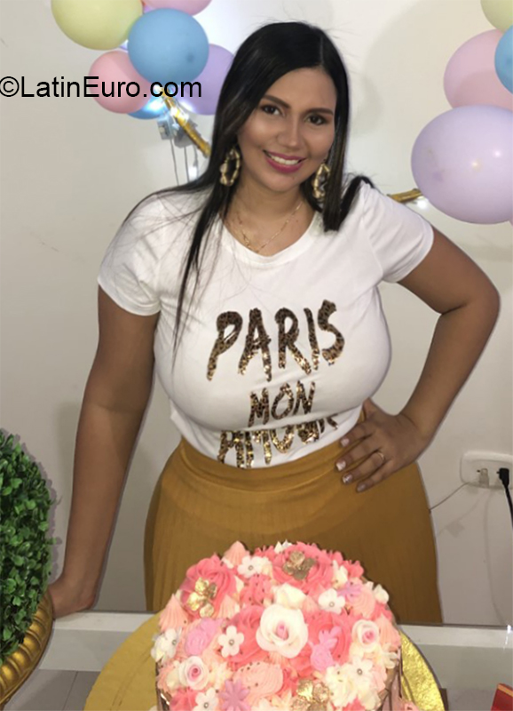 Date this sultry Colombia girl Estefany from Santa Marta CO26472